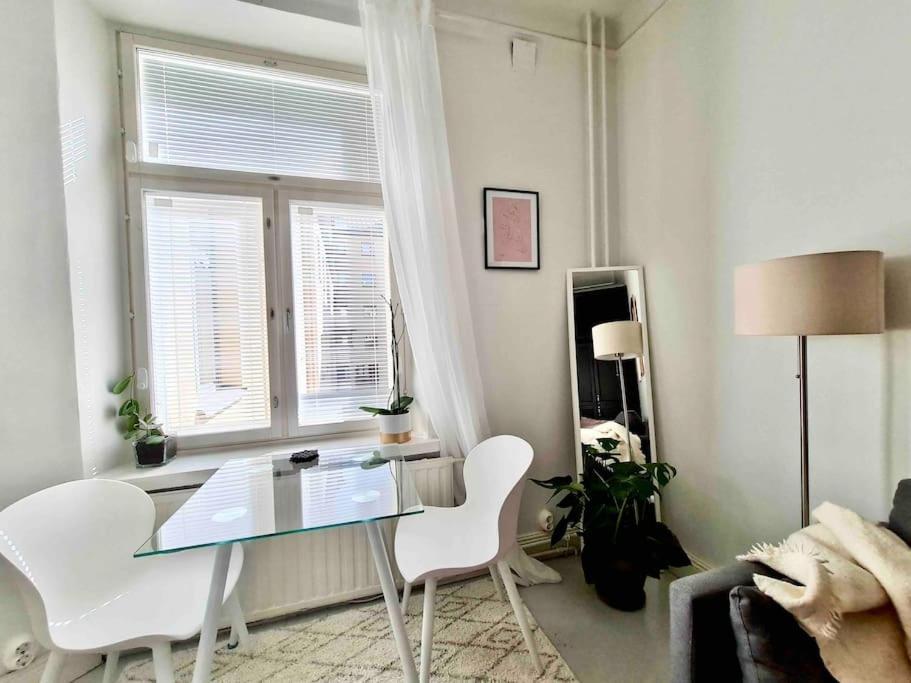 Stylish Studio In Downtown Helsinki Esterno foto